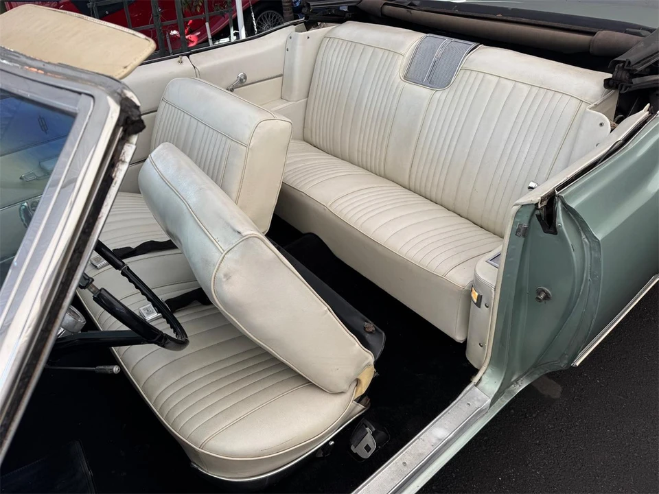 1965 Oldsmobile 88 - Image 29 of 31