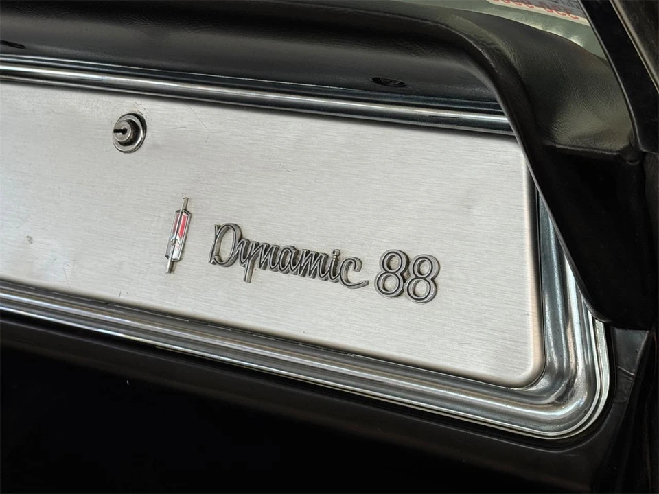 1965 Oldsmobile 88 - Image 18 of 31