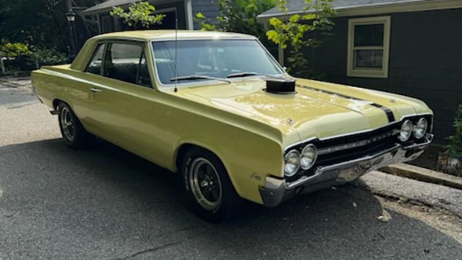 1965 Oldsmobile F-85 & Jetfire - Image 5 of 20