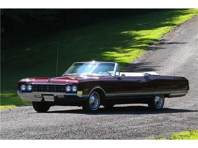 1965 Oldsmobile 98 - Image 2 of 12