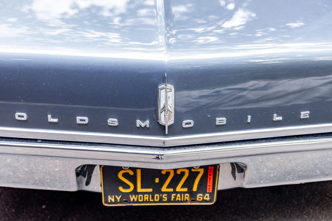 1965 Oldsmobile 98 - Image 29 of 31