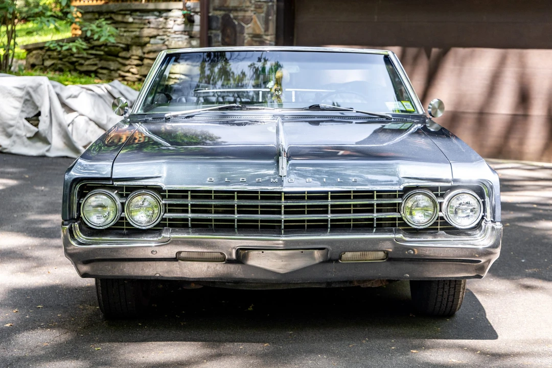 1965 Oldsmobile 98 - Image 8 of 31