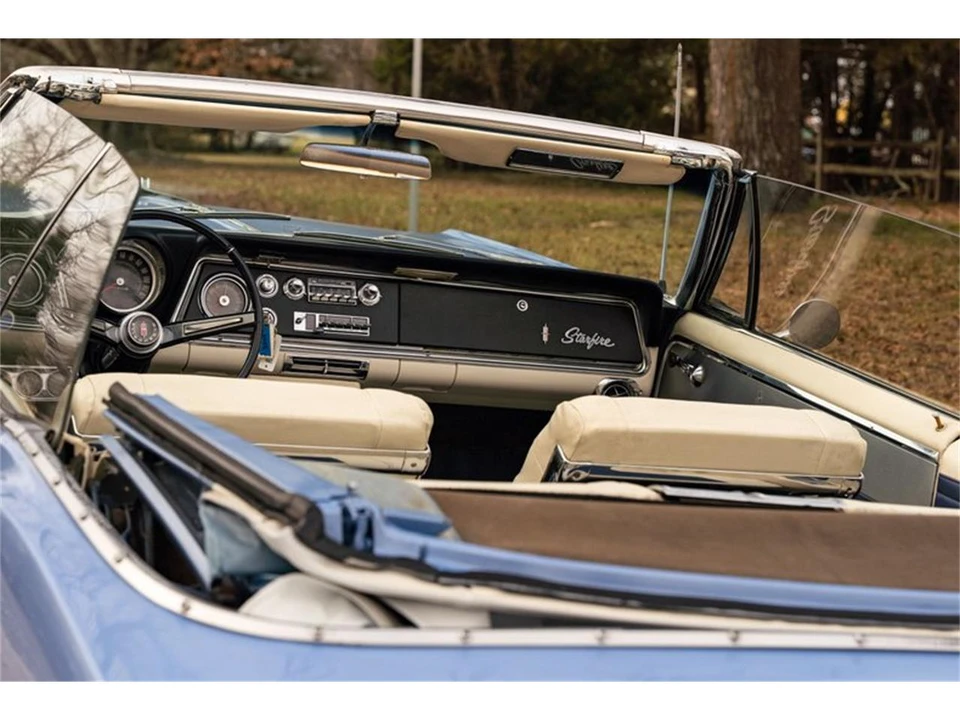 1965 Oldsmobile Starfire - Image 22 of 31