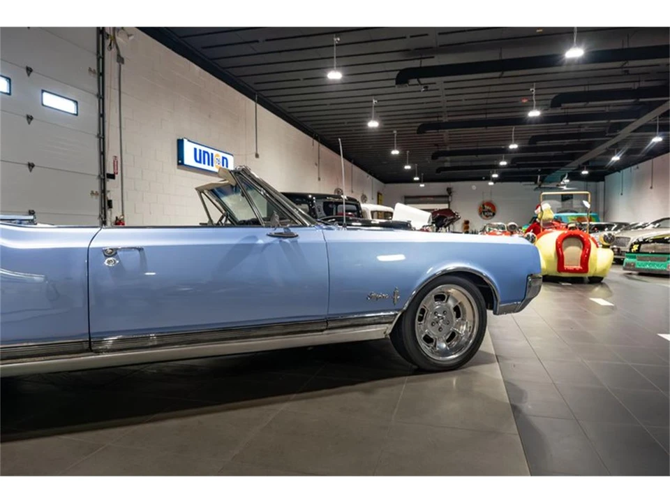 1965 Oldsmobile Starfire - Image 31 of 31