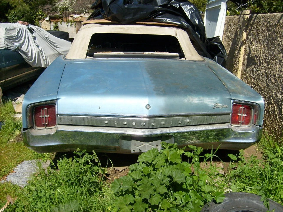 1965 Oldsmobile Starfire - Image 4 of 21