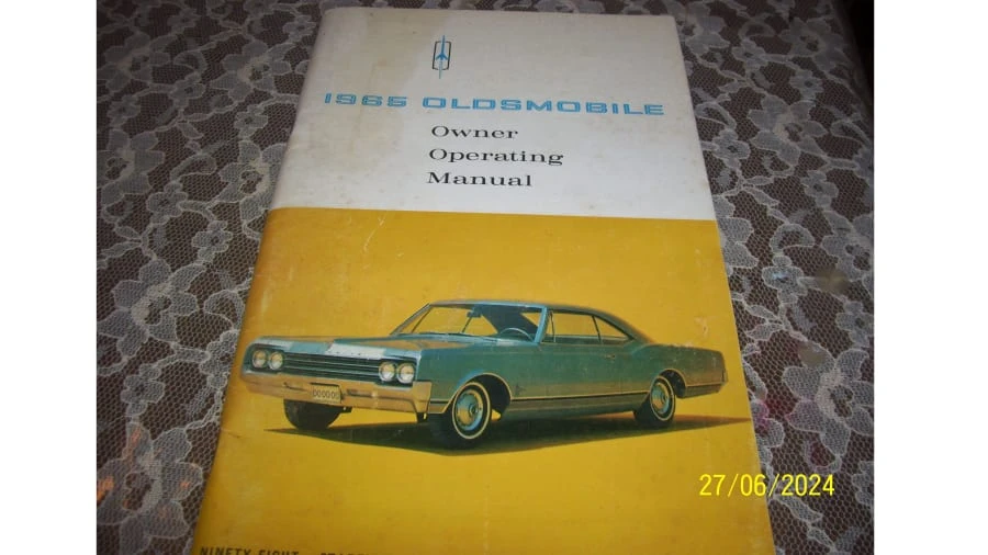 1965 Oldsmobile Starfire - Image 27 of 28