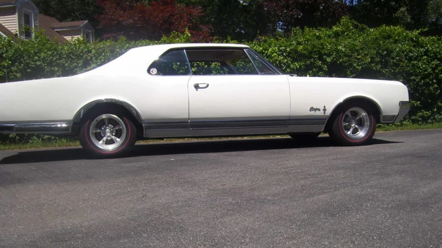 1965 Oldsmobile Starfire - Image 5 of 28