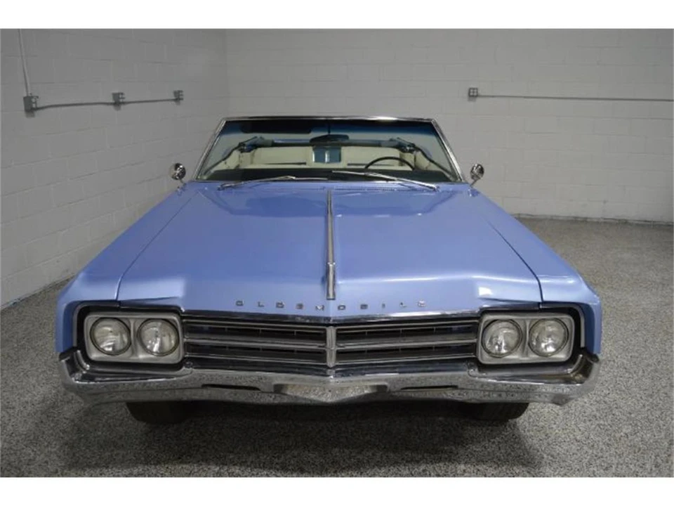 1965 Oldsmobile Starfire - Image 13 of 14