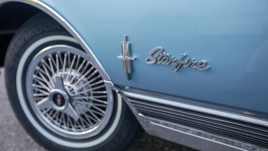 1965 Oldsmobile Starfire - Image 10 of 20