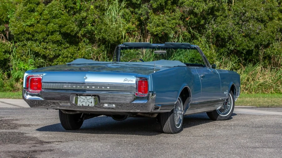 1965 Oldsmobile Starfire - Image 13 of 20