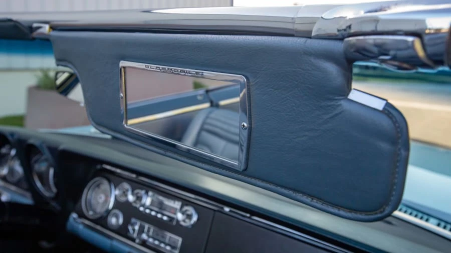 1965 Oldsmobile Starfire - Image 17 of 20