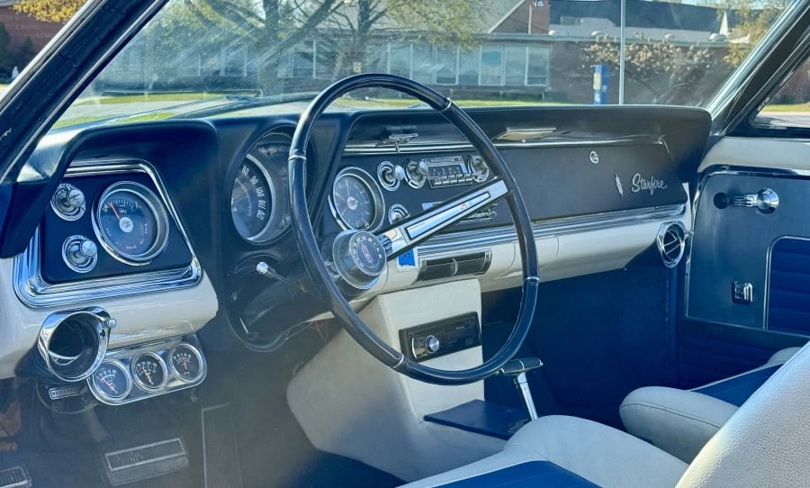 1965 Oldsmobile Starfire - Image 22 of 30