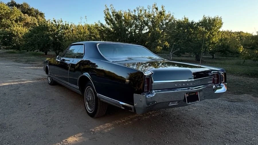 1965 Oldsmobile Starfire - Image 3 of 23