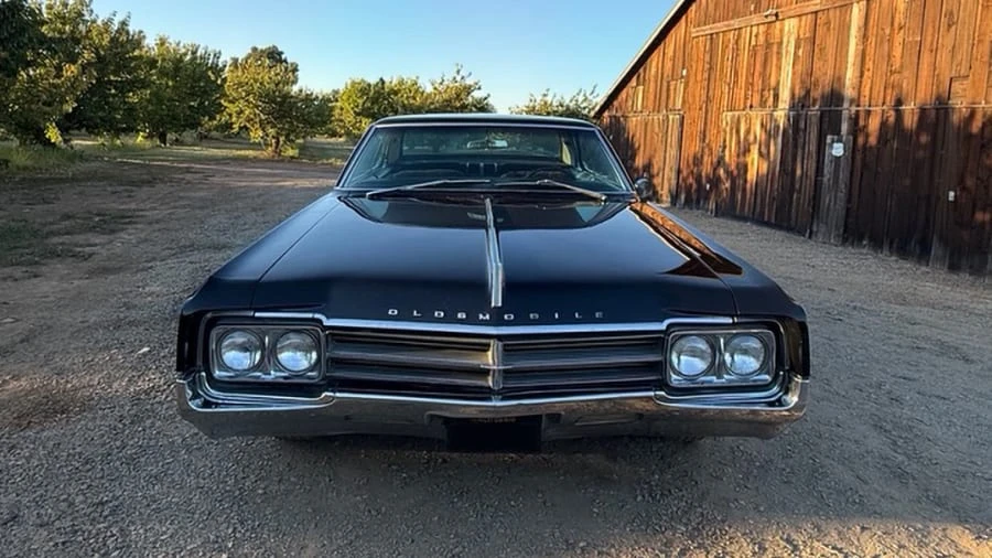 1965 Oldsmobile Starfire - Image 4 of 23