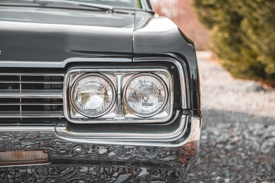 1965 Oldsmobile Starfire - Image 7 of 23