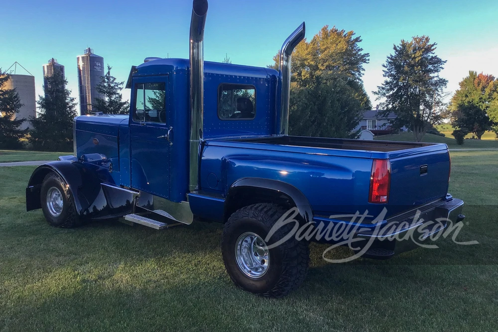 1965 Peterbilt - Image 2 of 10