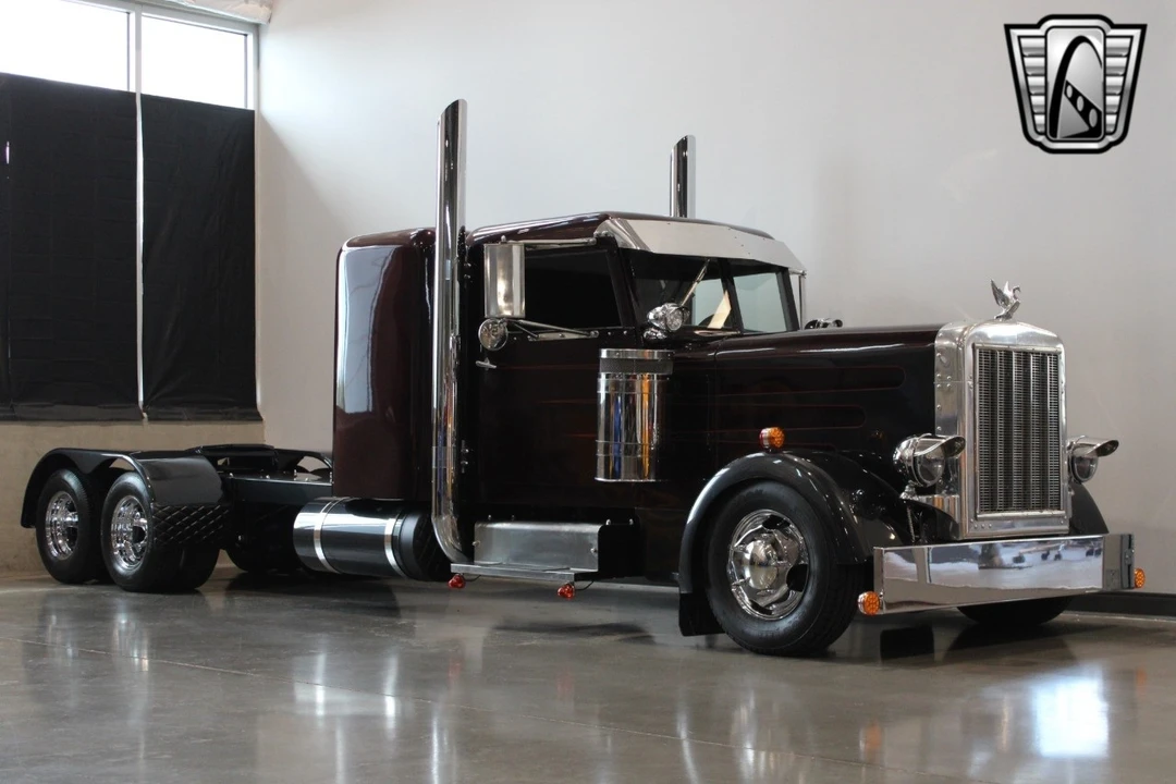 1965 Peterbilt - Image 17 of 21