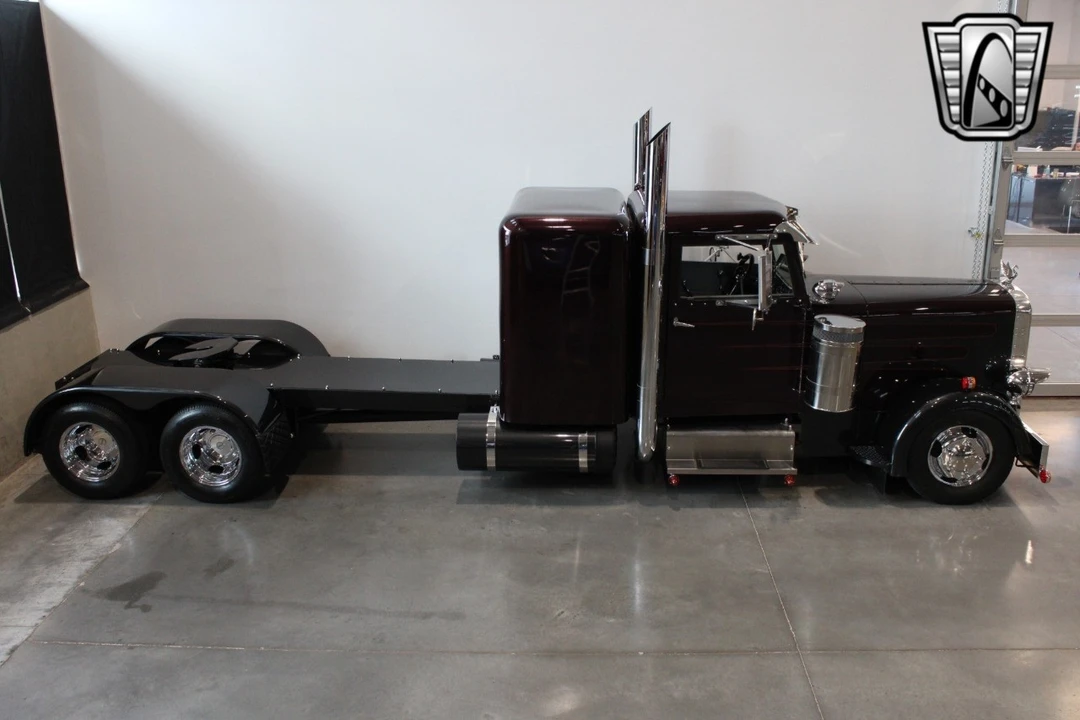 1965 Peterbilt - Image 15 of 21