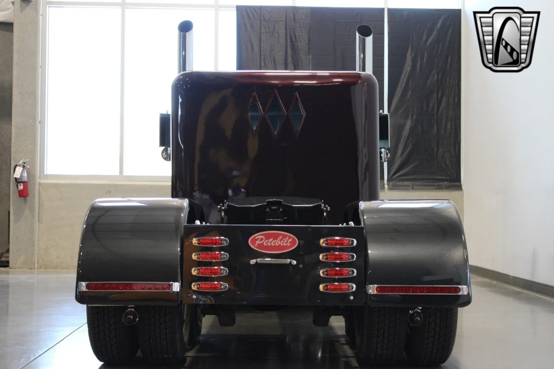 1965 Peterbilt - Image 13 of 21