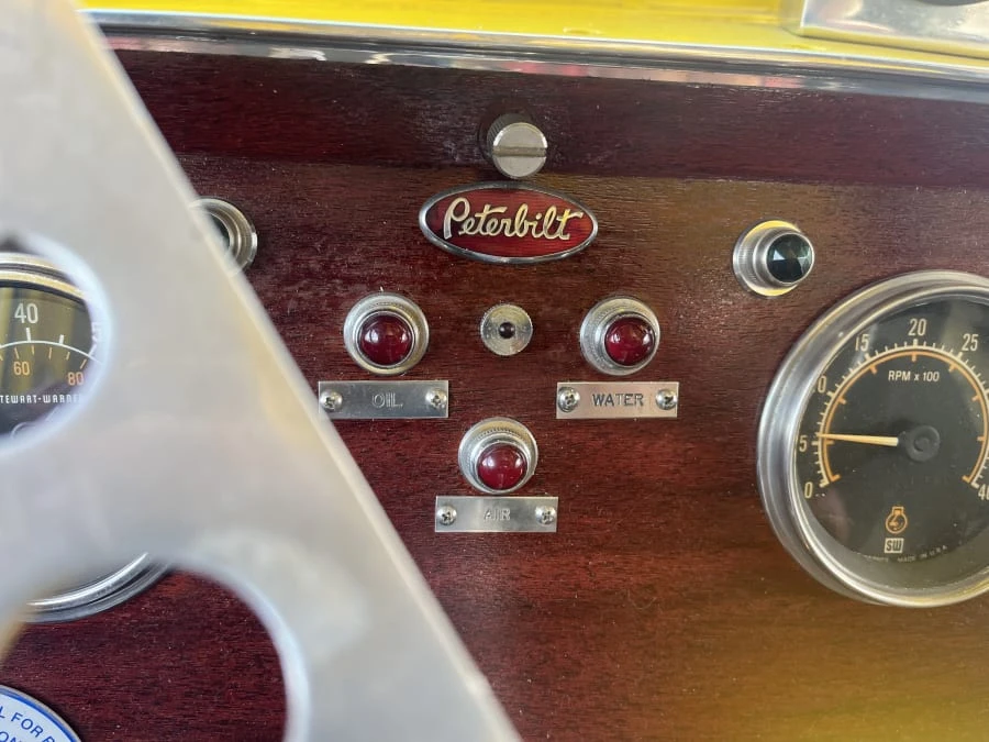 1965 Peterbilt - Image 7 of 9