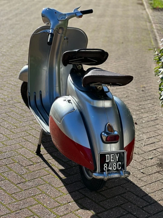 1965 Vespa GL & Sprint - Image 20 of 30