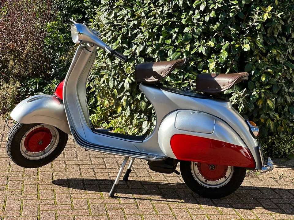 1965 Vespa GL & Sprint - Image 14 of 30
