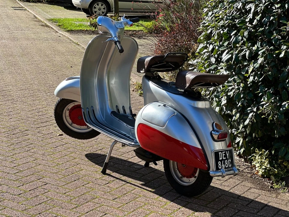 1965 Vespa GL & Sprint - Image 15 of 30