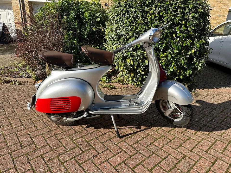 1965 Vespa GL & Sprint - Image 3 of 30