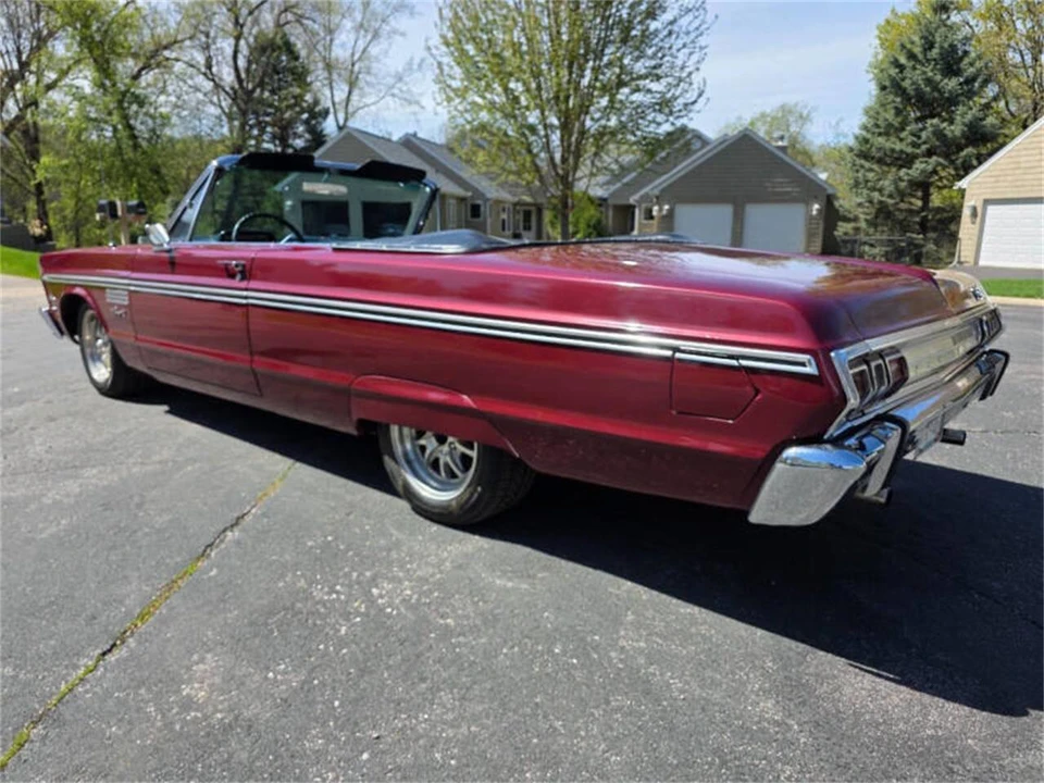 1965 Plymouth Fury - Image 2 of 31
