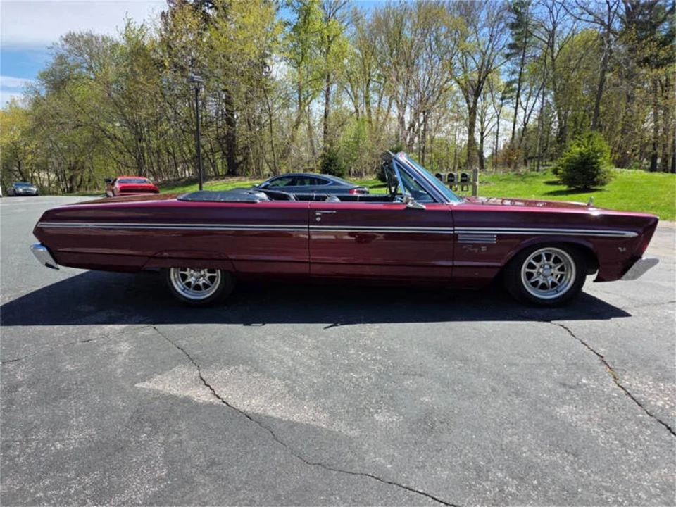 1965 Plymouth Fury - Image 6 of 31