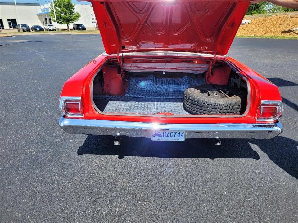 1965 Plymouth Fury - Image 16 of 31
