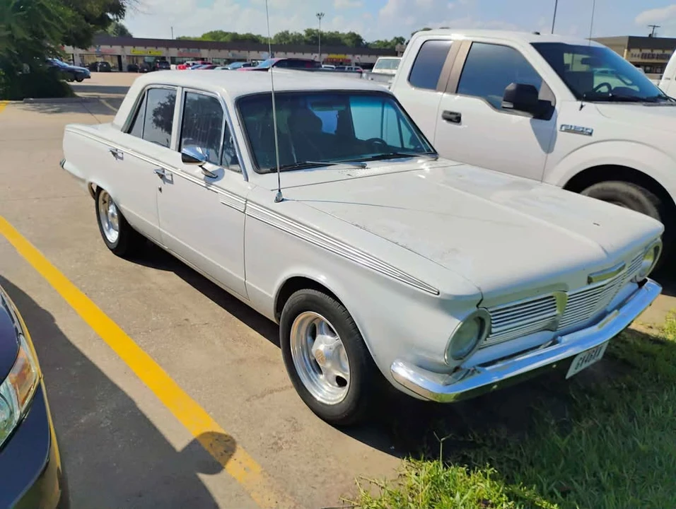 1965 Plymouth Valiant - Image 2 of 6