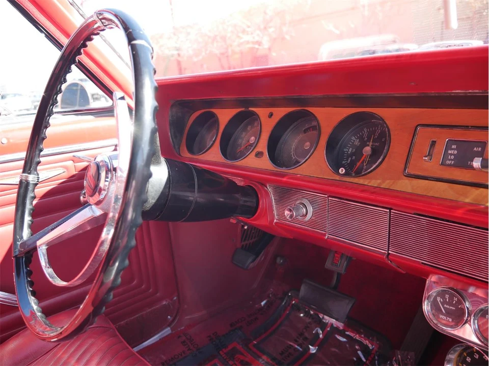 1965 Pontiac - Image 25 of 31