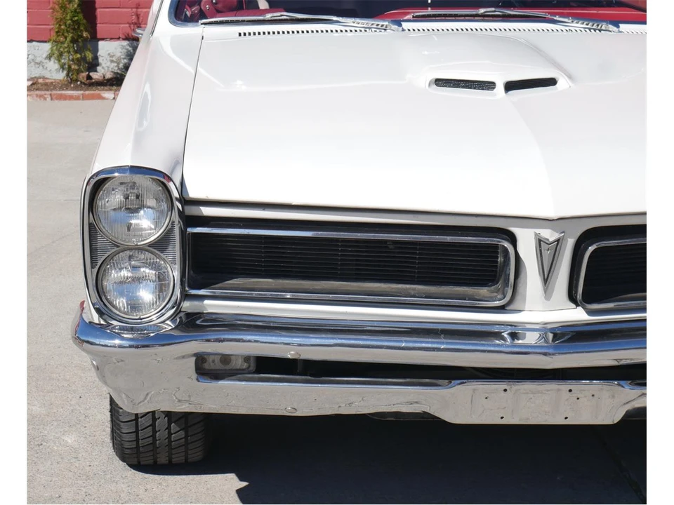 1965 Pontiac - Image 4 of 31
