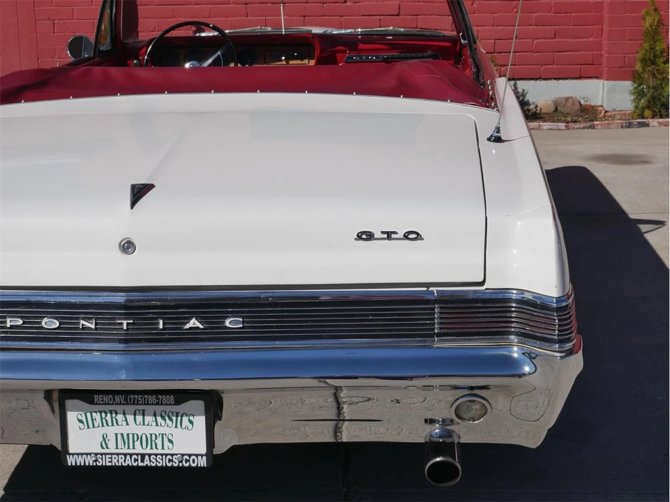 1965 Pontiac - Image 14 of 31