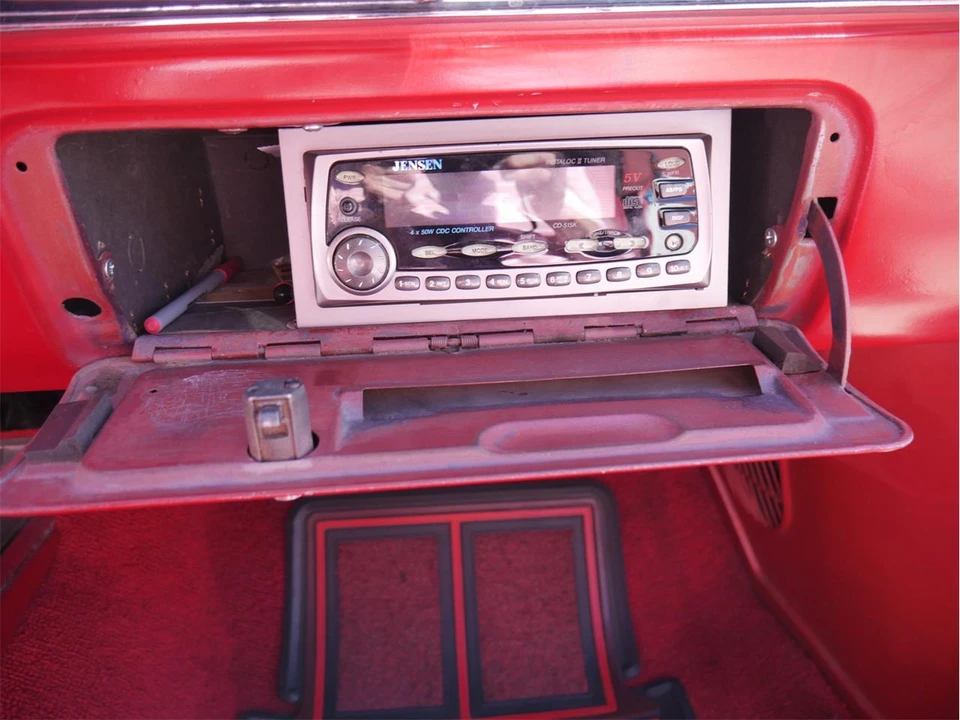1965 Pontiac - Image 29 of 31