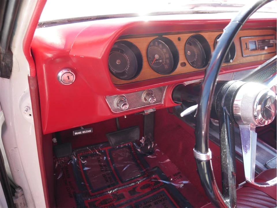 1965 Pontiac - Image 24 of 31