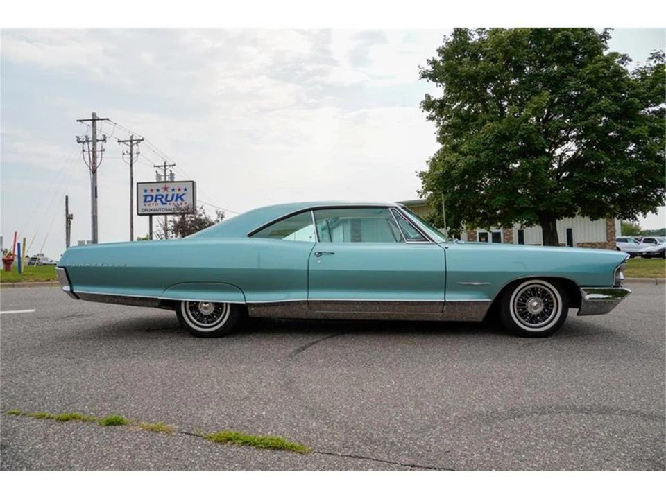 1965 Pontiac Bonneville 3rd Gen - Image 2 of 31