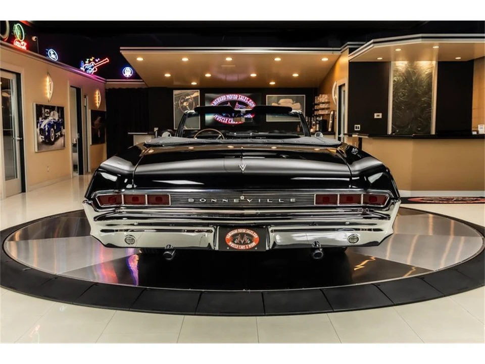 1965 Pontiac Bonneville 3rd Gen - Image 16 of 31