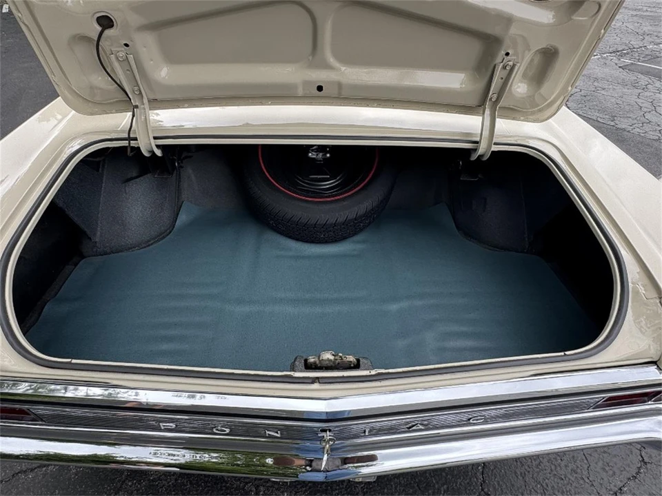 1965 Pontiac Catalina 4th Gen - Image 29 of 31