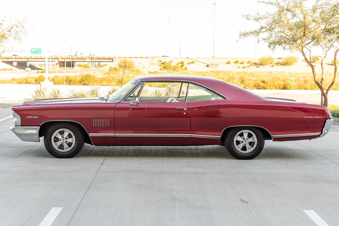 1965 Pontiac Catalina 2+2 421 - Image 4 of 31