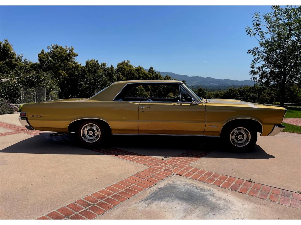 1965 Pontiac GTO 1st Gen - Image 15 of 17