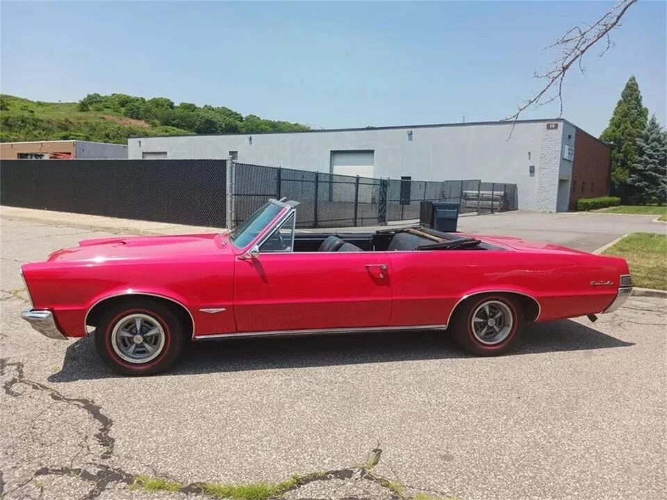 1965 Pontiac GTO 1st Gen - Image 14 of 31