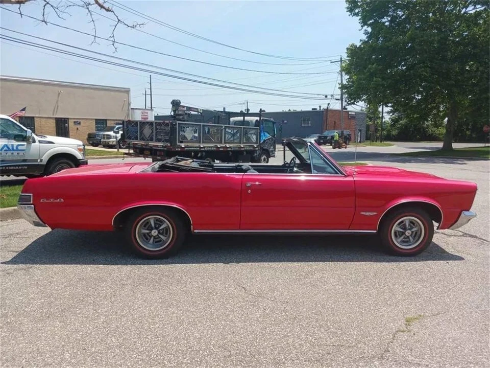 1965 Pontiac GTO 1st Gen - Image 12 of 31