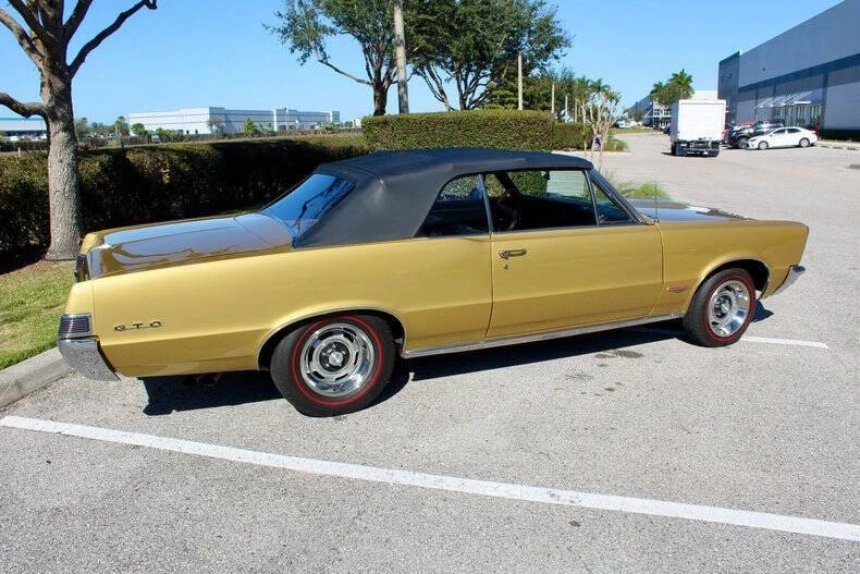 1965 Pontiac GTO 1st Gen - Image 22 of 31