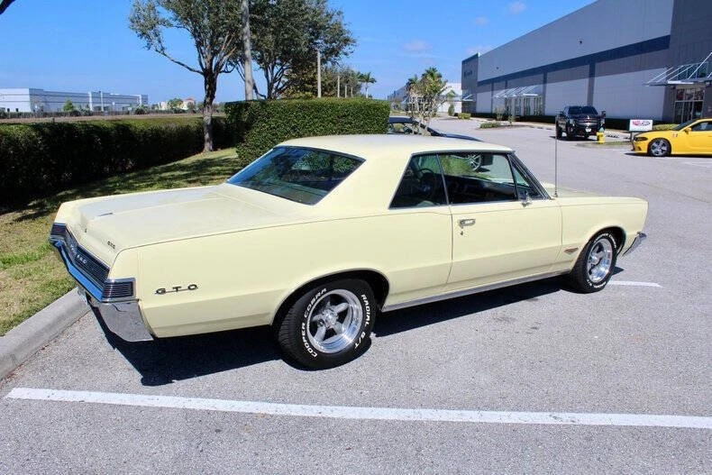 1965 Pontiac GTO 1st Gen - Image 17 of 31