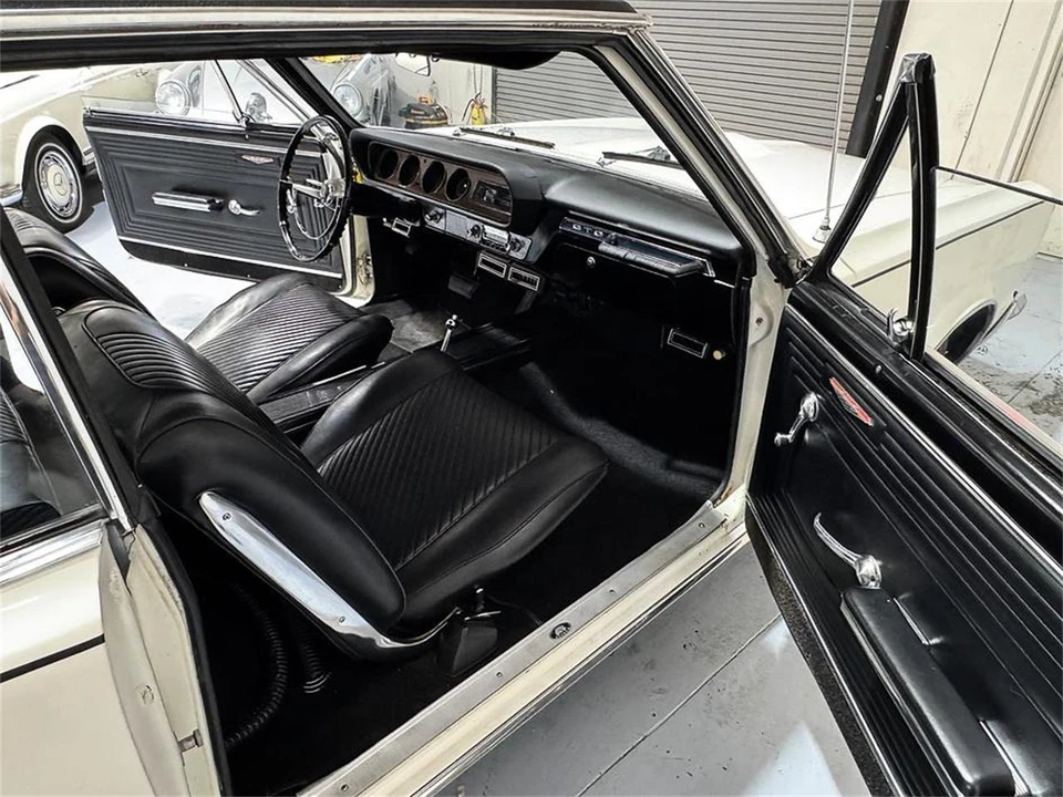 1965 Pontiac GTO 1st Gen - Image 20 of 31
