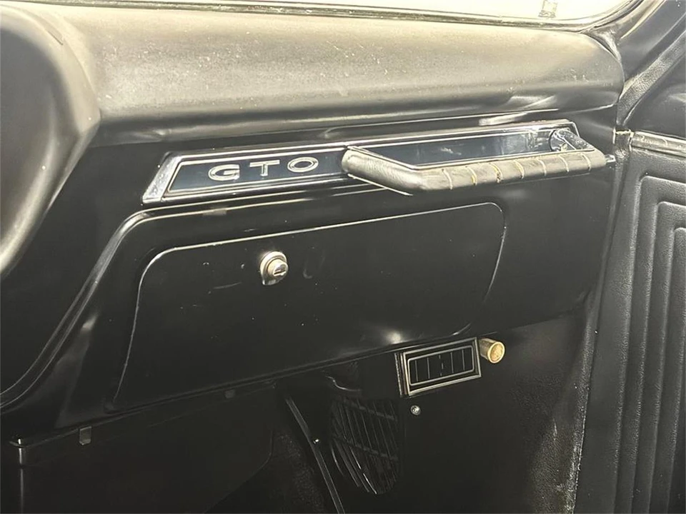 1965 Pontiac GTO 1st Gen - Image 20 of 31