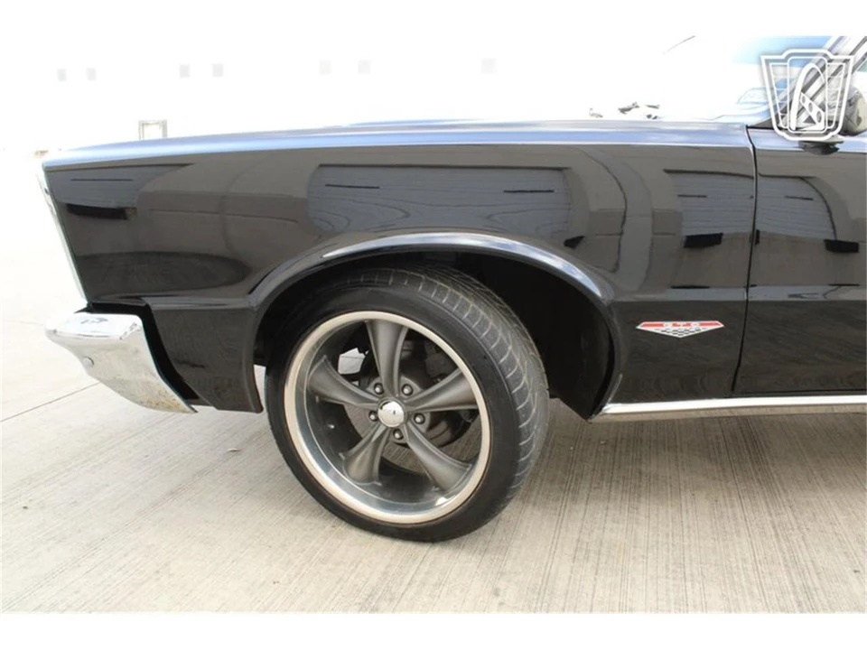 1965 Pontiac GTO 1st Gen - Image 27 of 31