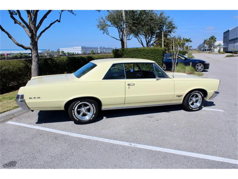 1965 Pontiac GTO 1st Gen - Image 18 of 31